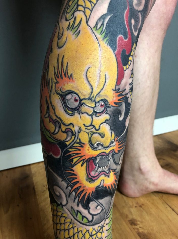 Tattoo Bein von Tom "Drache" Detail 2